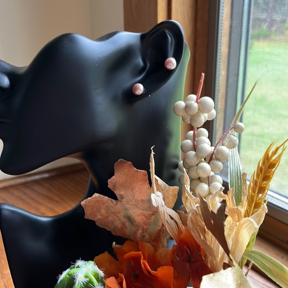 Natural Freshwater Pearls Earring - Picture 6 of 10